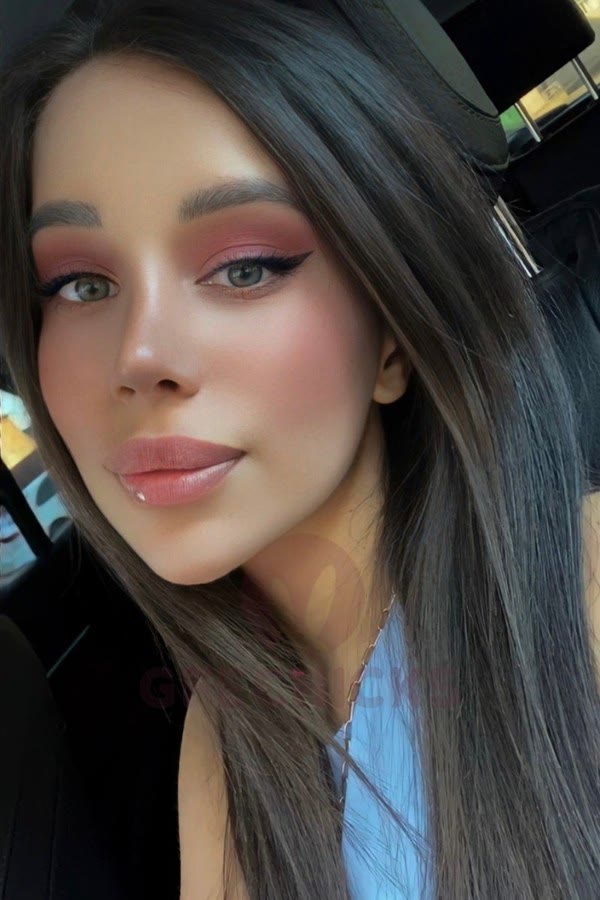 Massage escorts in Paris, Blonde escorts in Paris, Porn Star Escorts in Paris