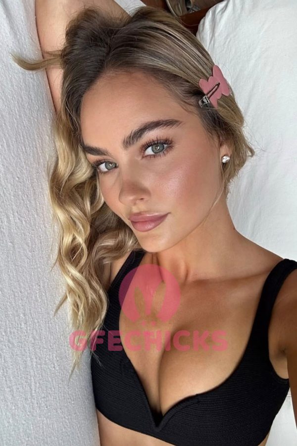 24 hours paris escorts, escorts paris, paris escorts