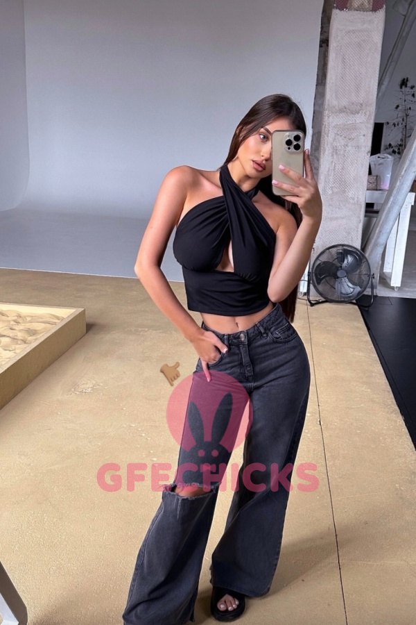Logan paris escort, vip escort paris, vip escort in paris, escorte vip à paris, paris vip escorts