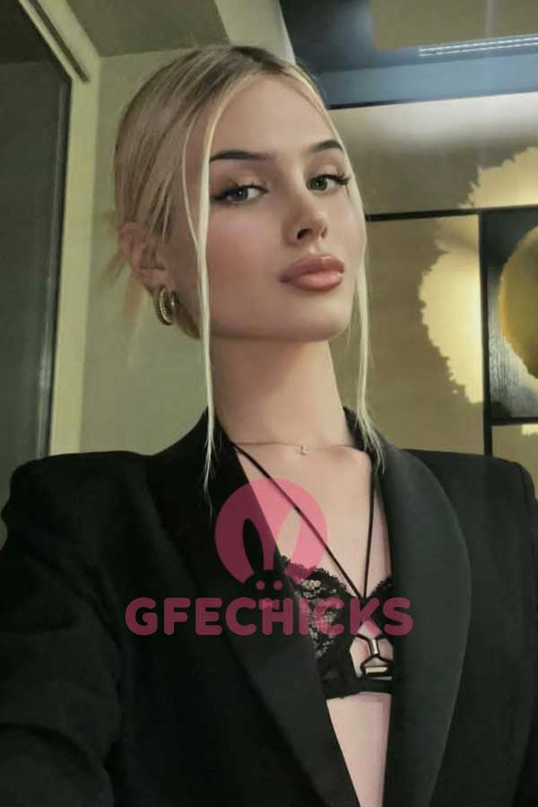 VIP Escort à Paris, High class escort in Paris, Luxury escort in Paris, Escort in Paris, meilleur service de escorte de VIP à Paris, call girls in paris, Best escort Paris, Outcall service in Paris