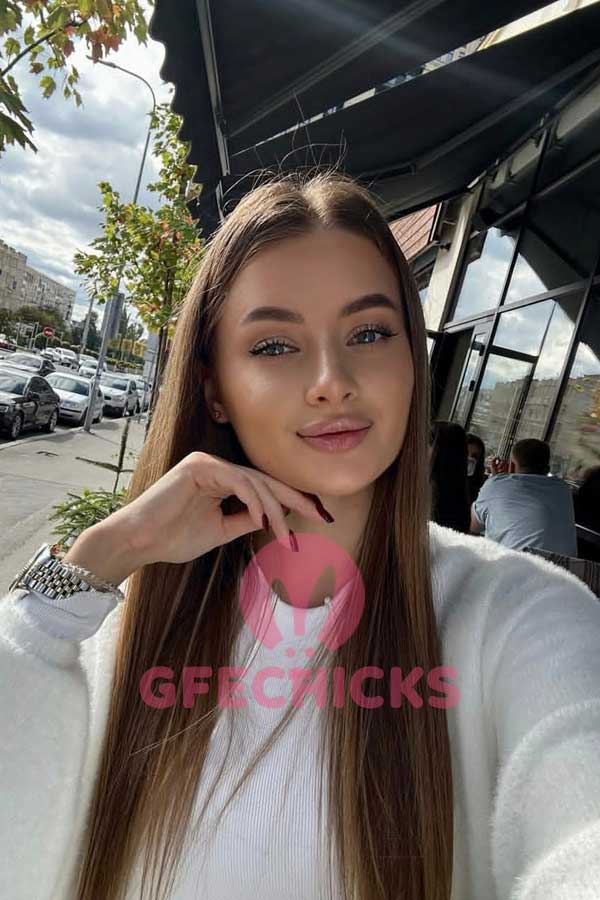 escort lady xena, ebony escorts in paris, blonde Russian escort, super elite escort Paris