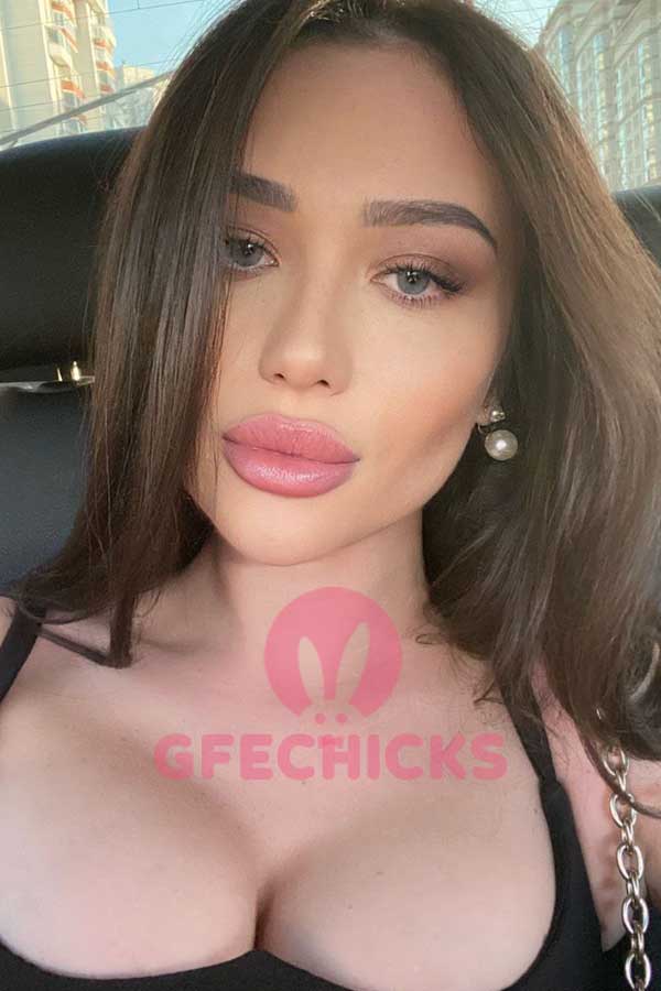 high class prostitute paris, high class escort in paris, deluxe escorts paris