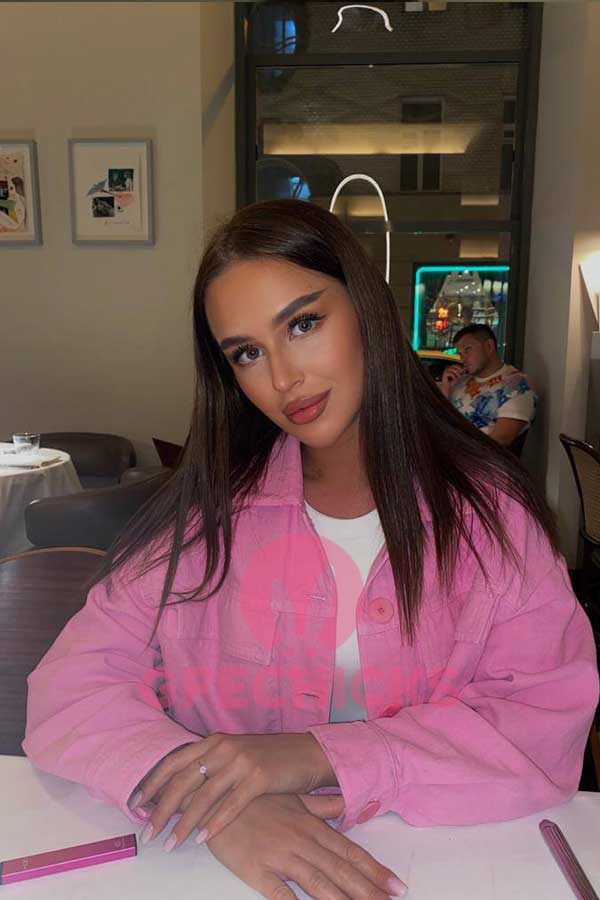 luxury Paris escort, Paris premium escort, young escorts Paris, paris luxury escort, escorts in paris