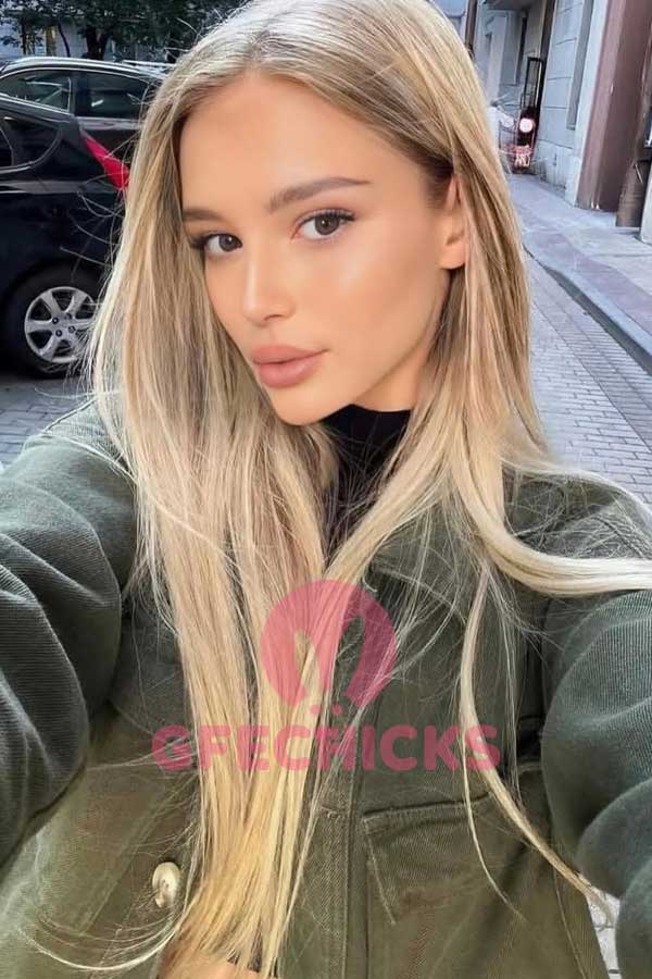 escort girl paris 19, high class escorts in paris, escorts paris