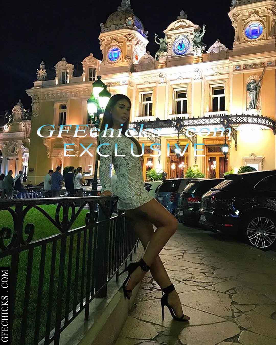 young paris escort, professional Paris escorts, ideal Paris escort model