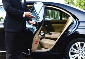 Factors to consider when choosing VIP escort in Paris